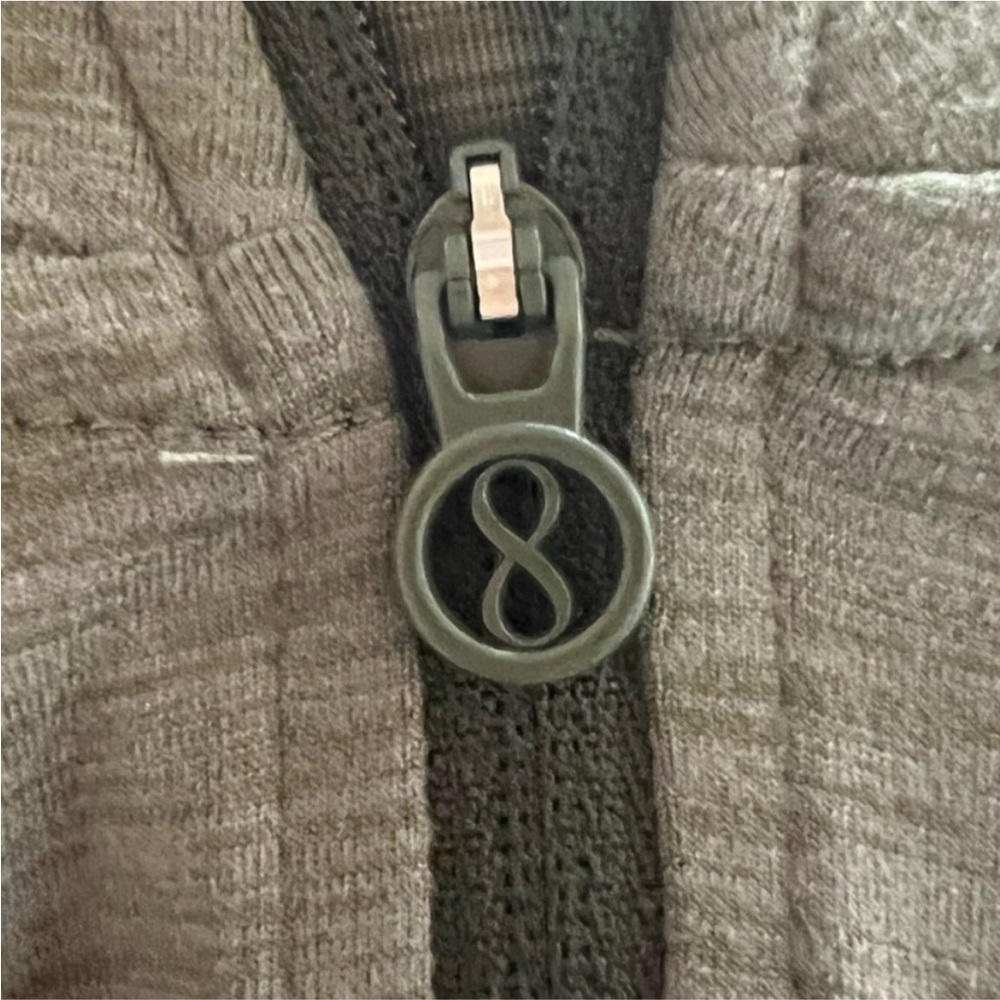 Layer 8 wick Dry Athletic Half Zip Sweater - Picture 5 of 6